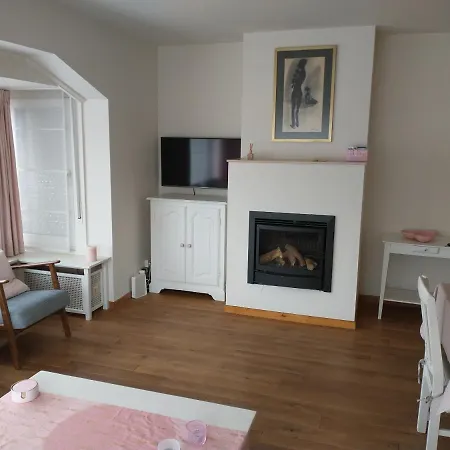Apartment Zonnig Met 3 Slaapkamers En Gratis Parking *